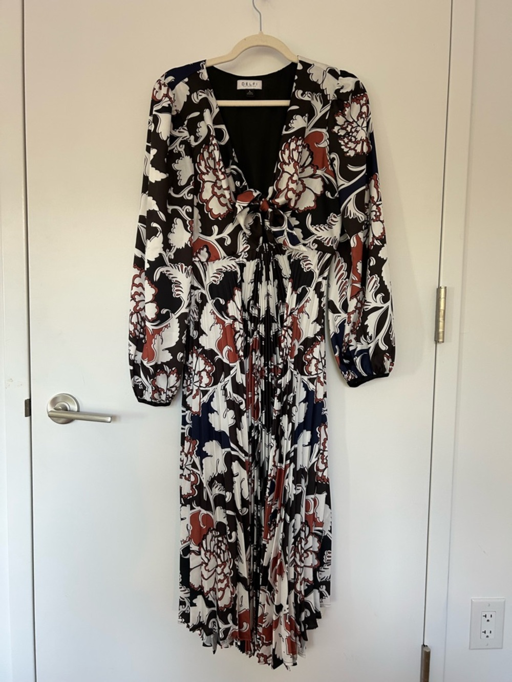 Delfi Black Floral Tie-Front Pleated Maxi Dress